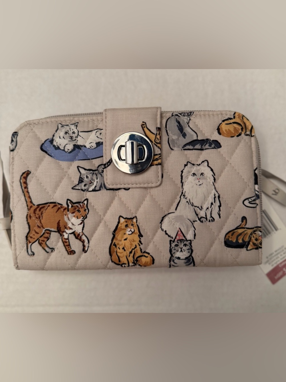 Vera Bradley Essential Turnlock Wallet in A Cat’s Life Pattern NEW